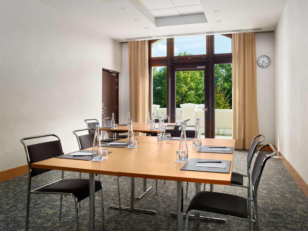 Radisson Blu Hotel Paris, Marne-La-Vallee Magny-le-Hongre Exterior photo
